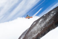 Snow kiters challenged the mountains of the Alto Sangro
